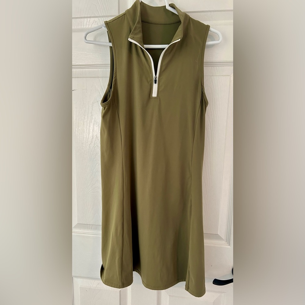 HALARA THAT TIKTOK BRAND DRESS Women Medium  Workout Pickleball Tennis